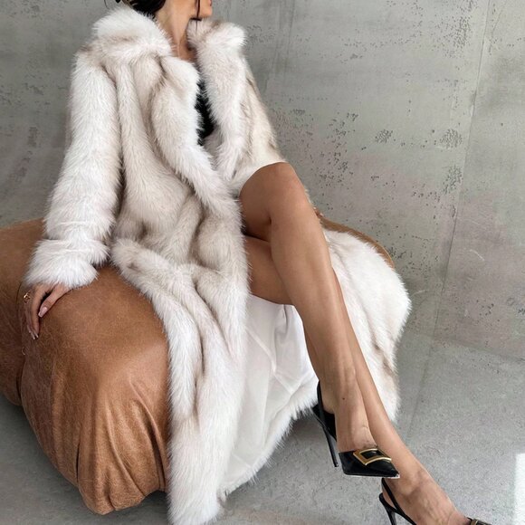 White Casual Women's Elegant Ombre Faux Fur Coat - Picture 4 of 8